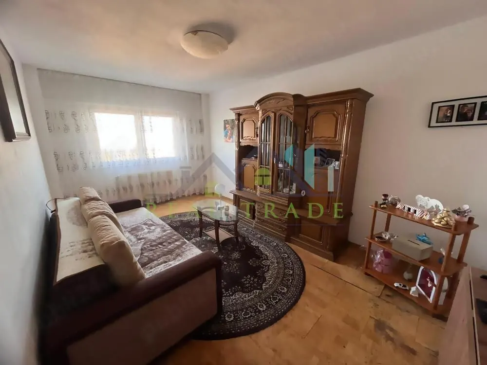 Apartament 3 camere decomandat Astra - foto 1