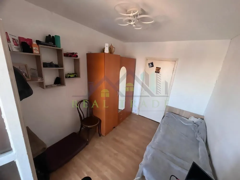 Apartament 3 camere decomandat Astra - foto 4