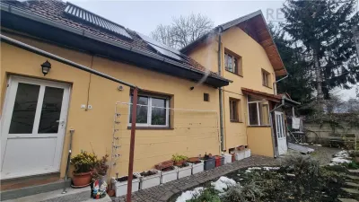 Casa de 5 camere , zona Brasovul Vechi - Brasov