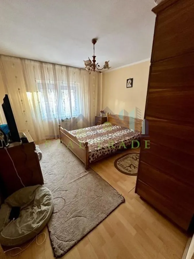 Apartament 3 camere decomandat zona Noua - foto 3