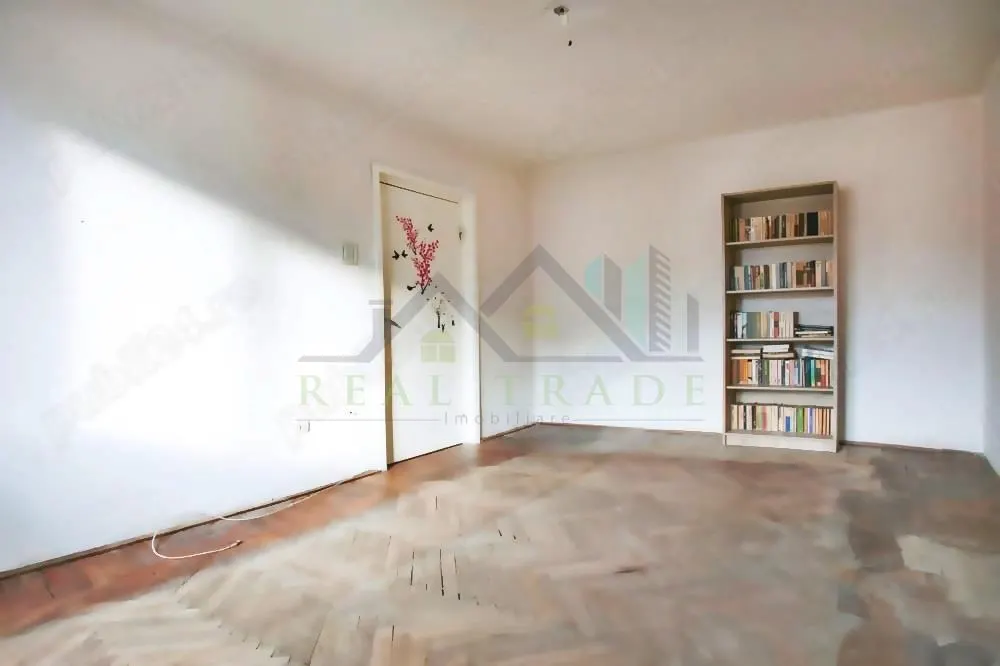 Apartament 3 camere decomandat zona Grivitei - foto 2
