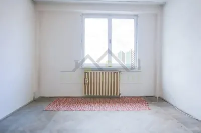Apartament 3 camere decomandat zona Grivitei - foto 3