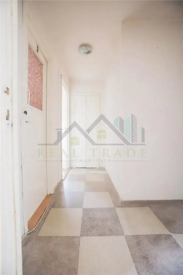 Apartament 3 camere decomandat zona Grivitei - foto 9