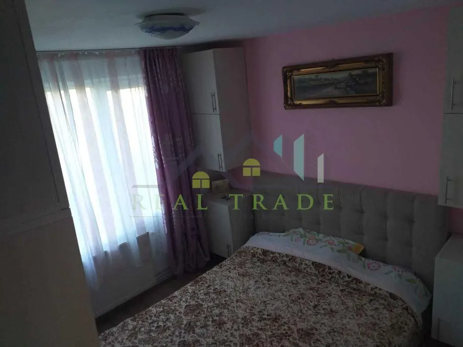 Apartament 2 camere decomandat etajul 2 Astra - foto 4