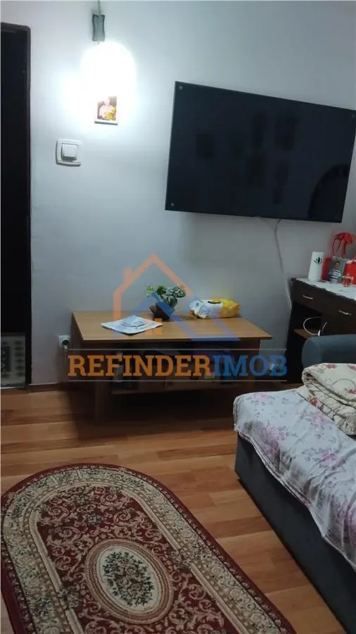Apartament de vanzare cu 2 camere, zona Titan - foto 2
