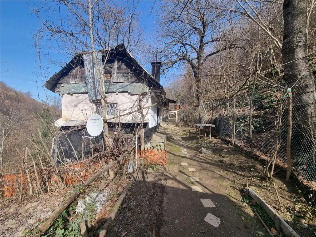 Teren arabil intravilan , priveliste mirifica , zona Schei - foto 1