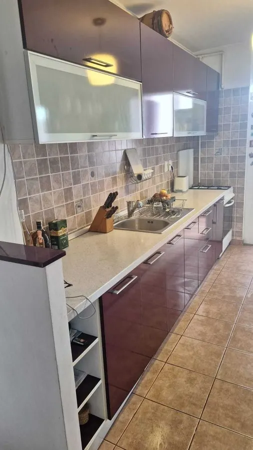 Apartament 3 camere zona Garii - foto 4