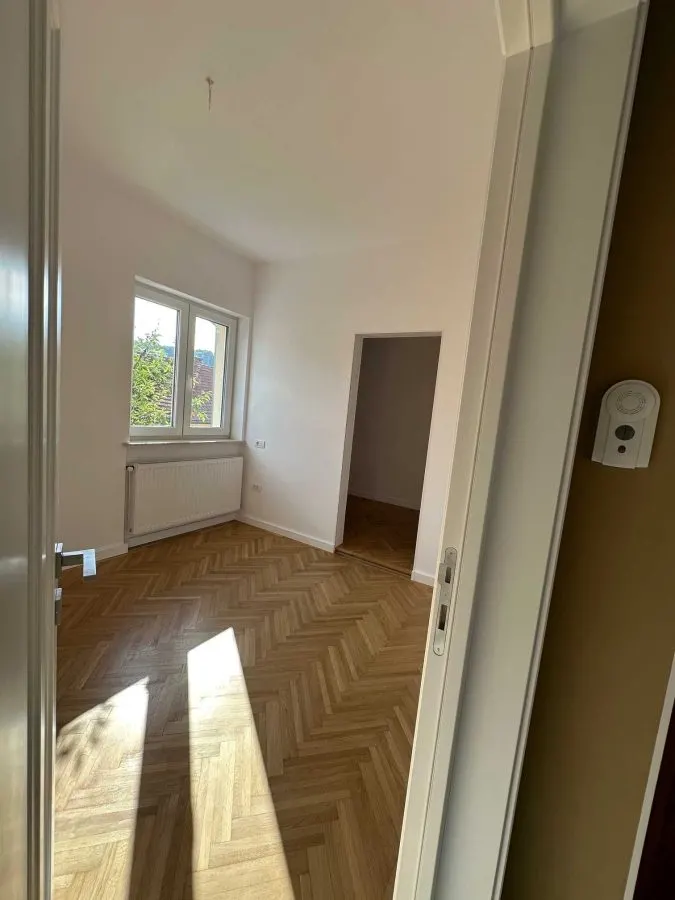 Apartament 3 camere decomandat central - foto 3