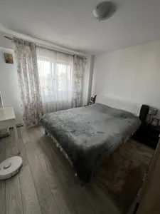 Apartament 3 camere Calea Bucuresti - foto 2
