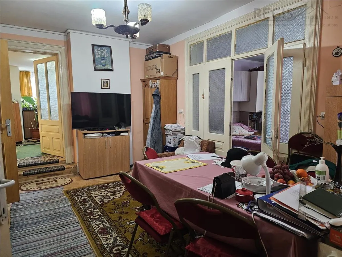 Apartament 3 Camere Central Oportunitate Investitie - foto 2