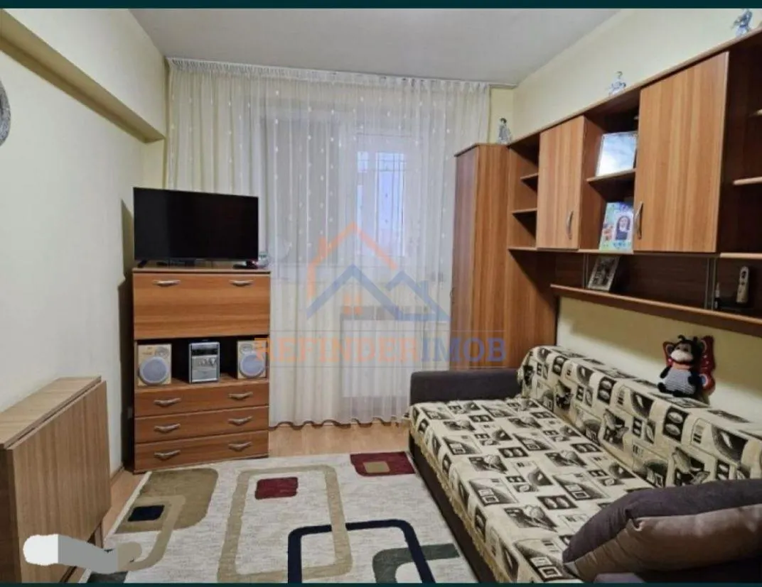 Blv. Brancoveanu 3 camerere decomadat renovat 74mp boxa si parcare - foto 3