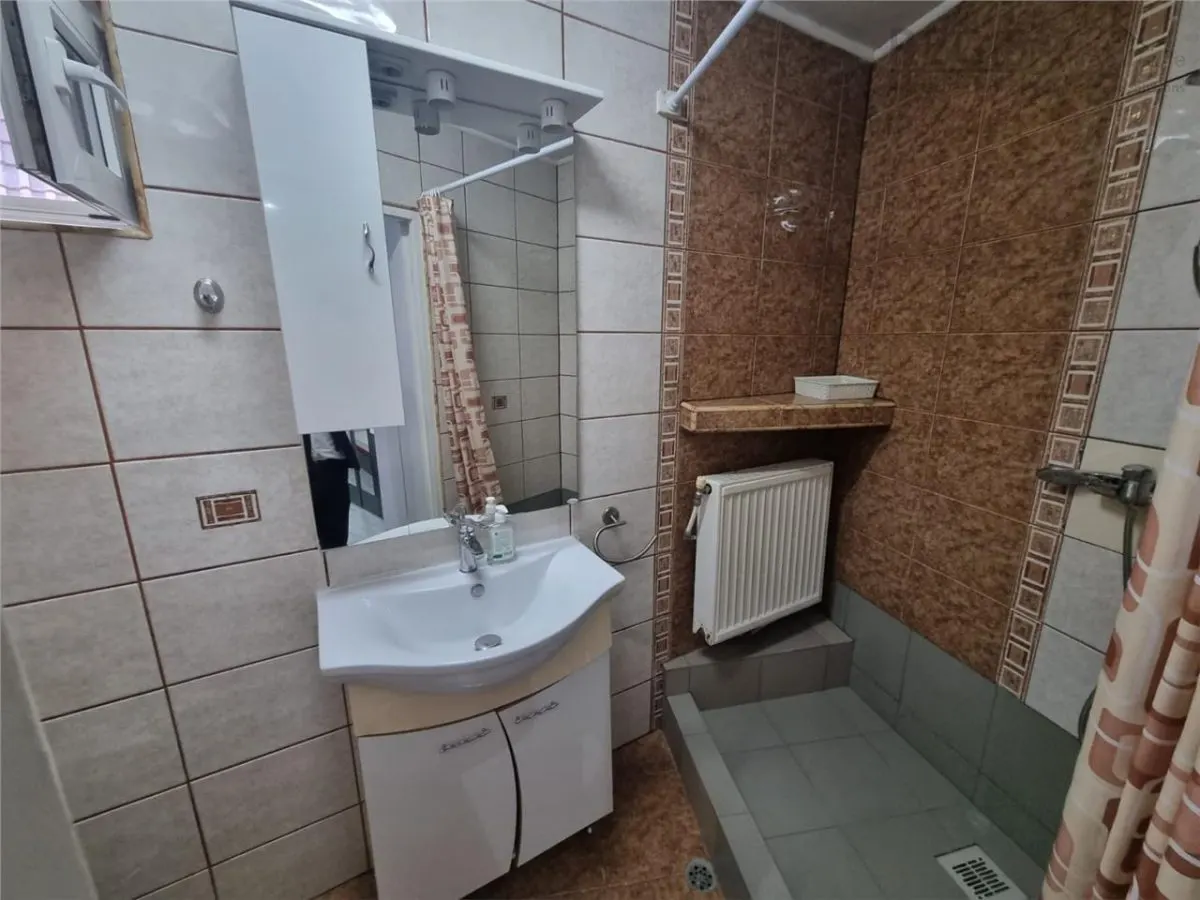 Casa centrala in zona Avram Iancu - foto 11