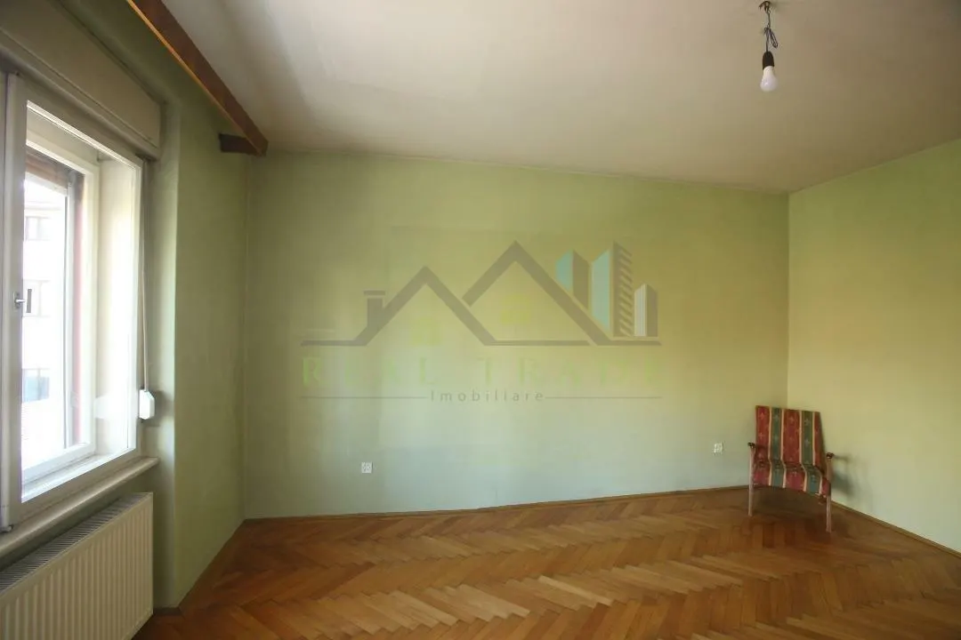 Apartament 3 camere decomandat etajul 1 Centrul Civic - foto 3