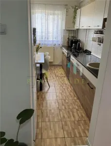 Apartament 3 camere decomandat, etaj intermediar Craiter - foto 3
