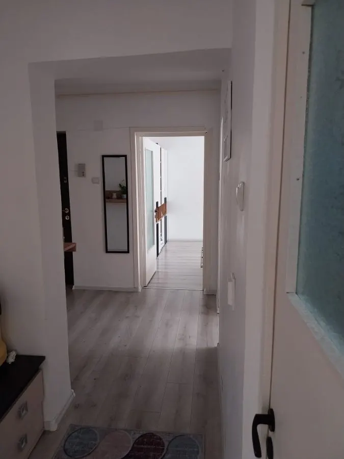 Apartament 3 camere decomandat, etaj intermediar Craiter - foto 6