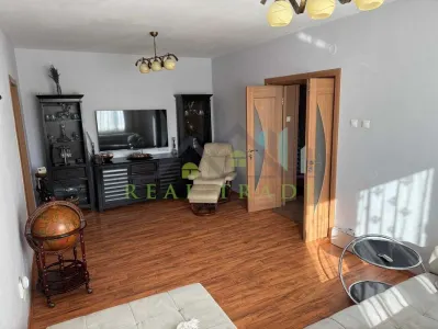 Apartament 3 camere decomandat suprafata mare - foto 6