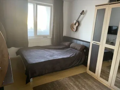 Apartament 3 camere decomandat Vlahuta - foto 2