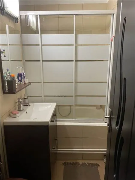 Apartament 3 camere decomandat Vlahuta - foto 7
