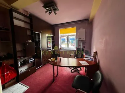 Vanzare apartament 2 camere decomandat zona Judetean, Brasov - foto 2