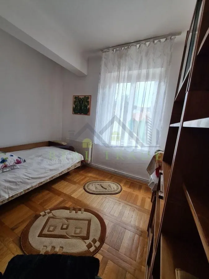 Apartament 4 camere decomandat Centrul Istroric - foto 4