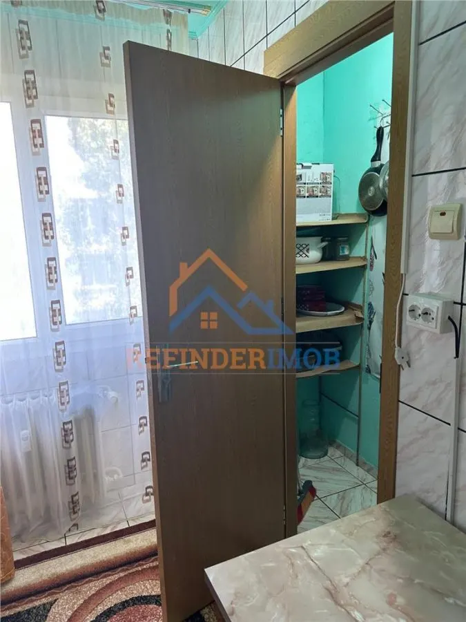 Vanzare apartament 3 camere, zona Berceni - foto 12