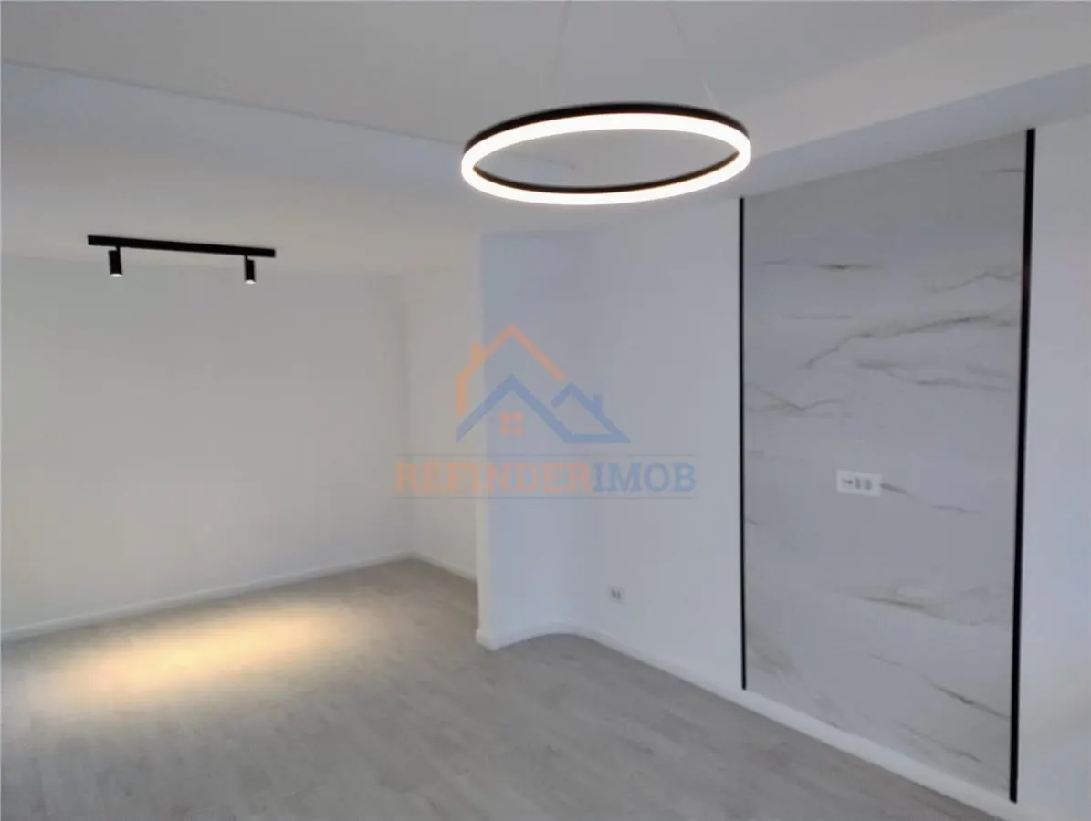 Studio modern, bloc nou -ideal locuinta sau investitie - foto 2