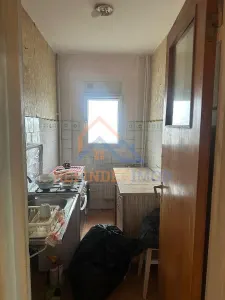 Vanzare apartament 2 camere Blv Brancoveanu bloc anvelopat - foto 5