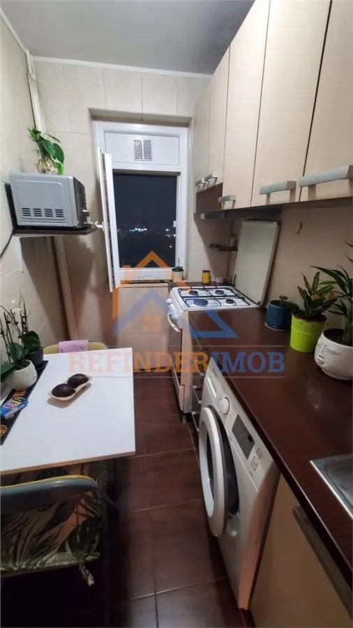 Apartament de vanzare cu 2 camere, zona Titan - Bulevardul 1 Decembrie 1918 - foto 5