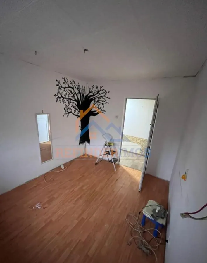 Vanzare apartament 4 camere zona Apusului - - foto 4