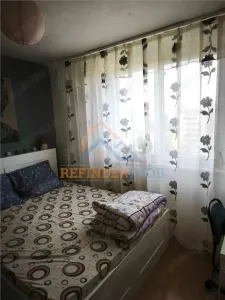 Vanzare apartament 2 camere zona Drumul Taberei - Parc Moghioros - foto 1