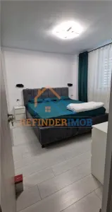 Apartament de vanzare cu 3 camere, zona Titan - foto 2