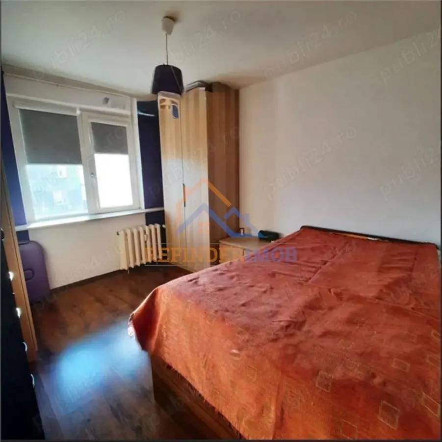 Vanzare apartament 3 camere zona Gorjului - - foto 2