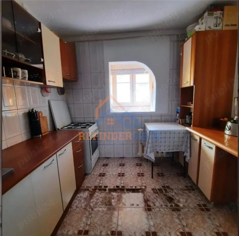 Vanzare apartament 3 camere zona Gorjului - - foto 7