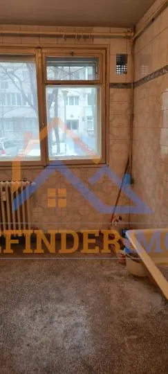 Apartament de vanzare cu 3 camere, zona Titan - foto 6