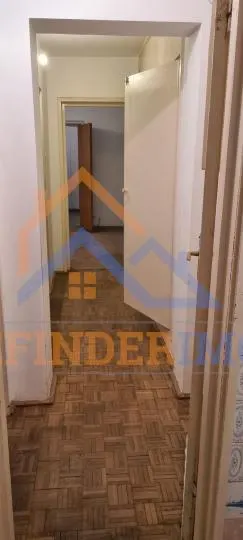 Apartament de vanzare cu 3 camere, zona Titan - foto 7