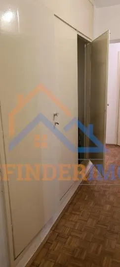 Apartament de vanzare cu 3 camere, zona Titan - foto 8