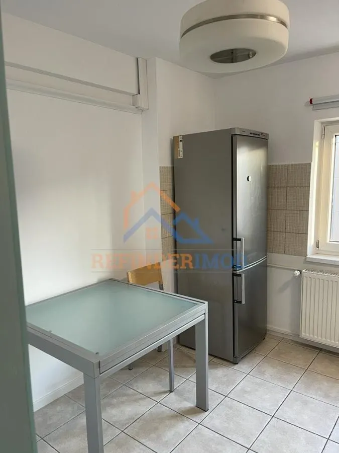 Apartament de inchiriat cu 2 camere, zona Mall Vitan - foto 6