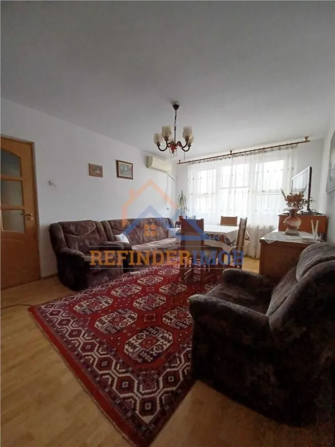 Apartament de vanzare cu 3 camere, zona Dristor - ParkLake - foto 1
