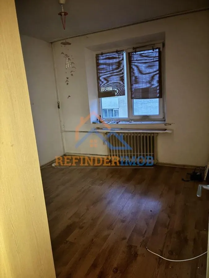 Apartament de vanzare cu 3 camere, 2 grupuri sanitare, zona Iancului - foto 3