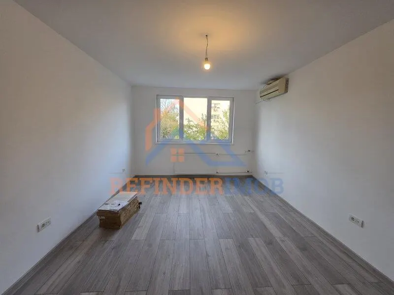 Apartament de vanzare cu 3 camere, renovat, zona Titan - Piata Minis - foto 2