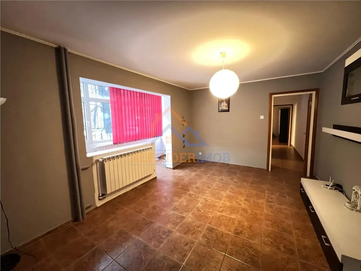 Vanzare apartament 3 camere zona Militari - Gorjului - foto 3