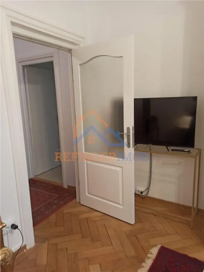 Garsoniera de vanzare, zona Drumul Sarii - foto 3