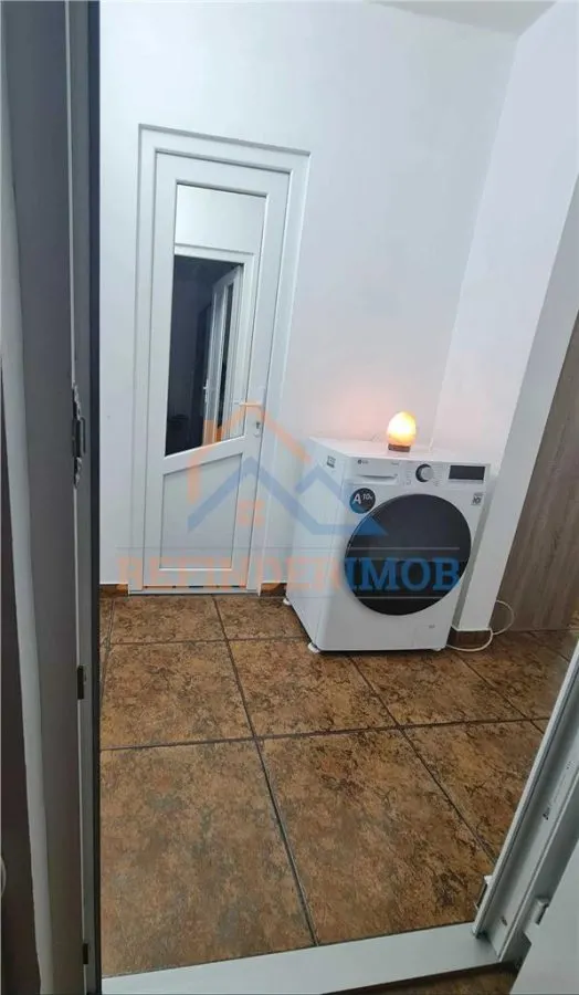 Vanzare apartament 3  camere zona Drumul Taberei - Metrou Raul Doamnei - foto 4