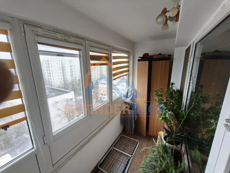 Vanzare apartament 2 camere zona Drumul Taberei  - Parc Moghioros - foto 8
