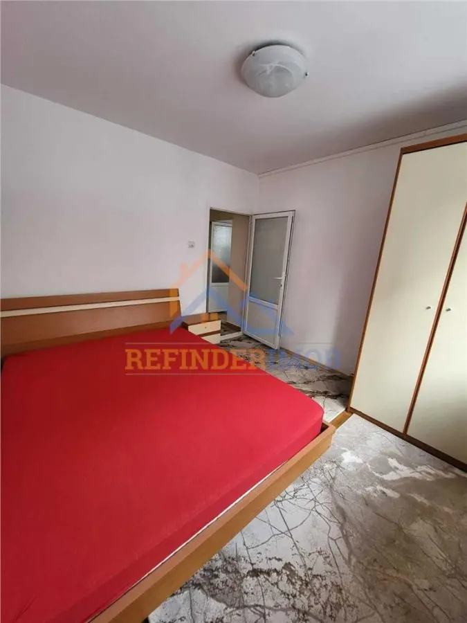 Oferta apartament 3 camere zona Drumul Taberei,  etaj 1 din 4, Garaj, Boxa incluse - foto 4