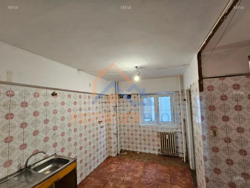 Apartament 4 camere, 2 balcoane Romana - foto 5