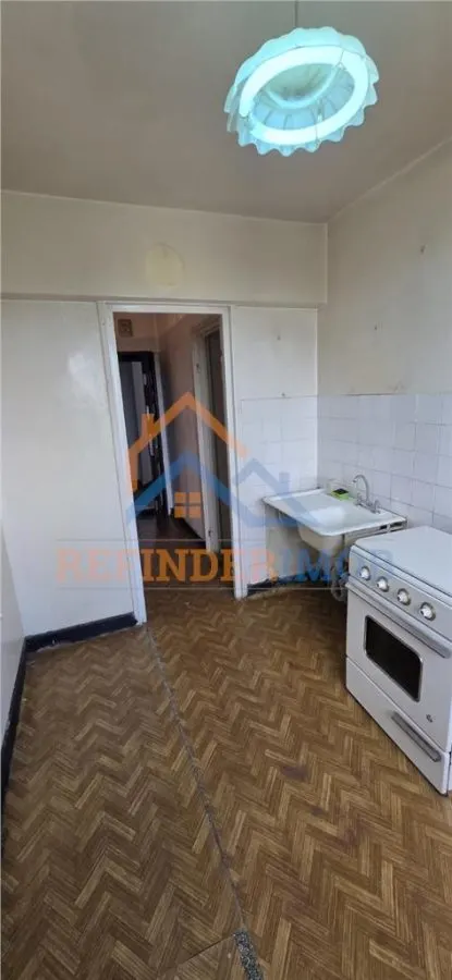 Vanzare apartament 2 camere zona Drumul Taberei - Plaza Romania - foto 3