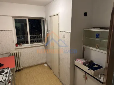 Oferta apartament 3 camere zona Gorjului, bloc reabilitat, etaj 4 din 9 decomandat - foto 11