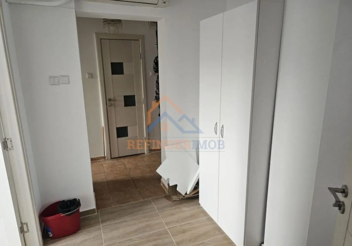 Vanzare apartament 3 camere zona Drumul Taberei, bloc 1980, 76 mp - foto 4