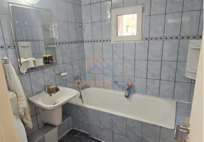 Vanzare apartament 3 camere zona Drumul Taberei, bloc 1980, 76 mp - foto 10